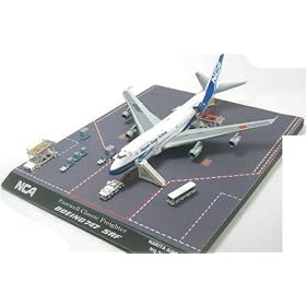 1/400 B747-SRF NCA GSE�A�N�Z�T���[ �x�[�X�t (KZG44403)