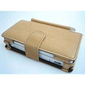 �j���e���h�[DS���C�g��p�P�[�X�iNintendo DS Lite�j�ɏ�{���v�E�`���R�^���F