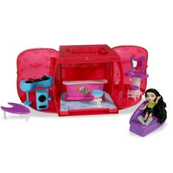 Lil' Bratz: Lifestyle Club with 4 Doll by Bratz